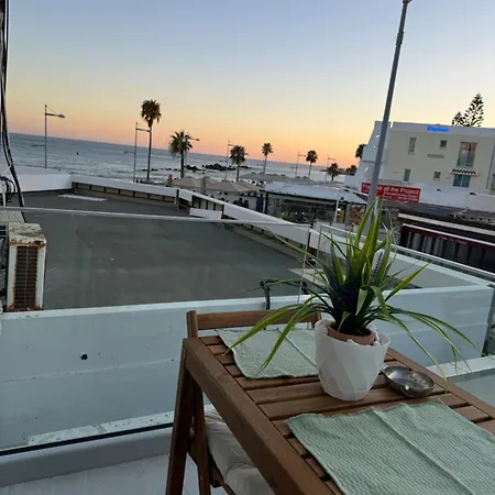 Apartamento Beachside Light House Kato 82