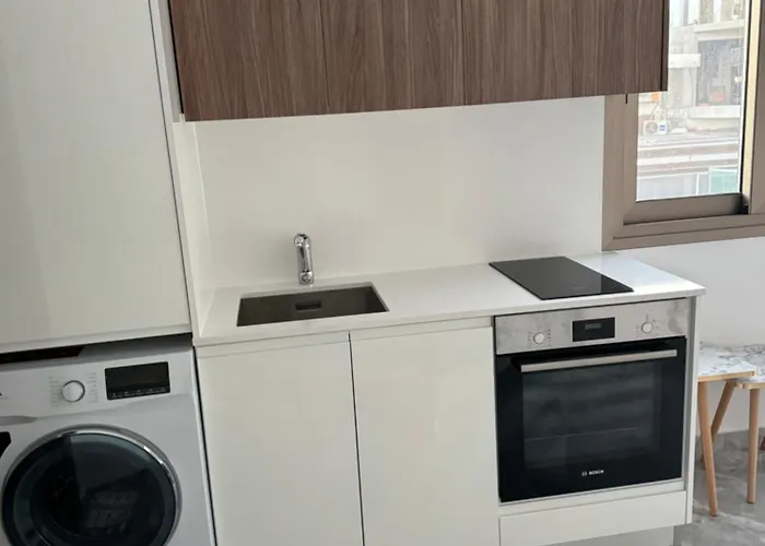 Beachside Light House Kato 82